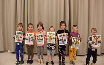 Чем порадуешь, малыш?